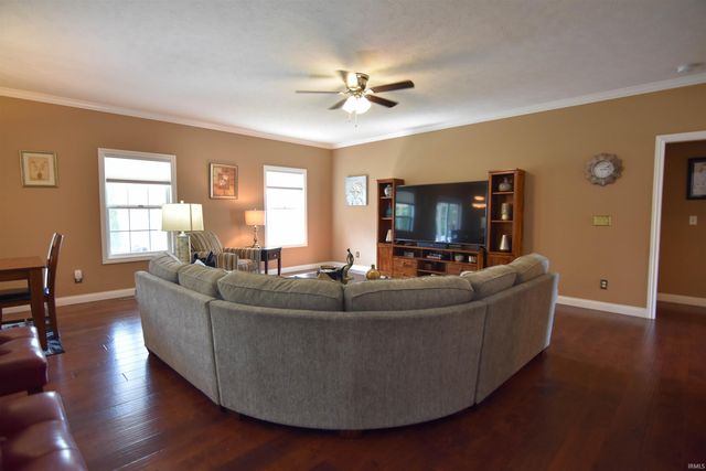 8700 Wynnfield Drive, Evansville, IN 47725