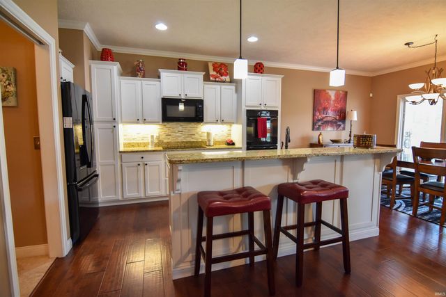 8700 Wynnfield Drive, Evansville, IN 47725