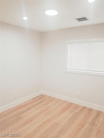 410 Hopedale Avenue, North Las Vegas, NV 89032