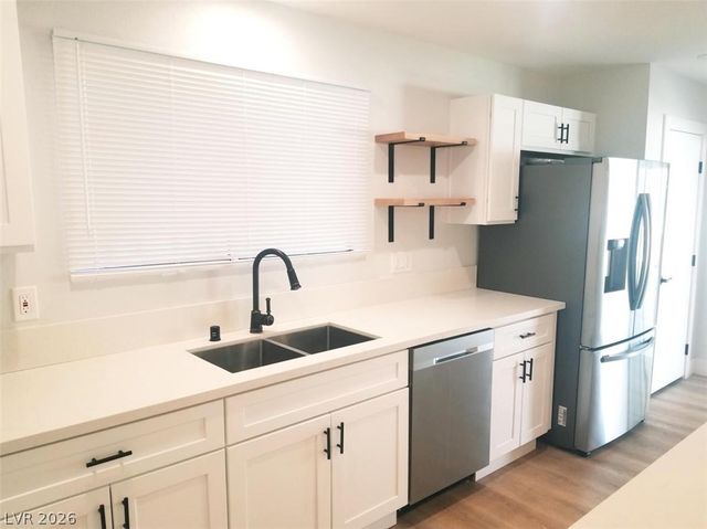 410 Hopedale Avenue, North Las Vegas, NV 89032