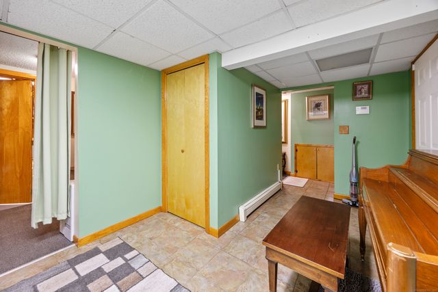 87 Kaynor Drive, Waterbury, CT 06708