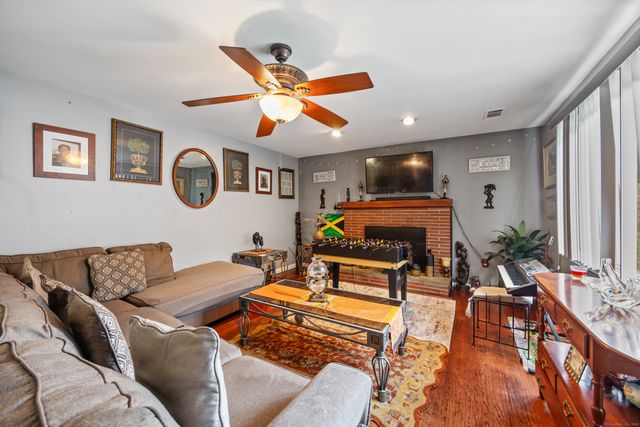 87 Kaynor Drive, Waterbury, CT 06708