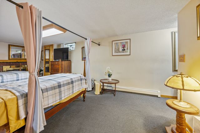 87 Kaynor Drive, Waterbury, CT 06708