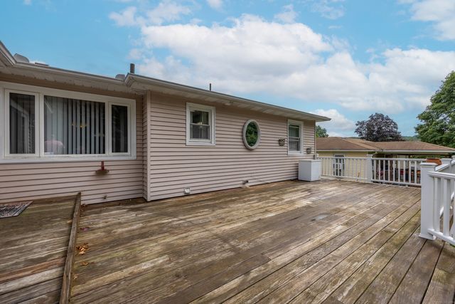 87 Kaynor Drive, Waterbury, CT 06708