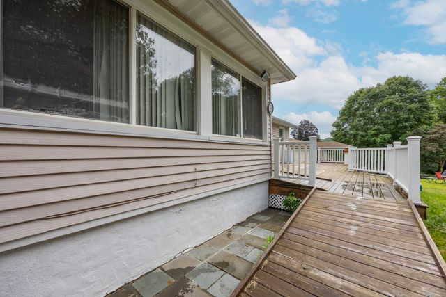 87 Kaynor Drive, Waterbury, CT 06708