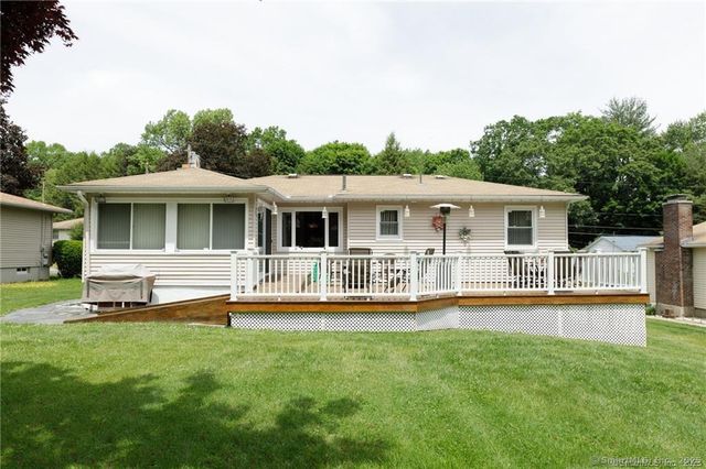 87 Kaynor Drive, Waterbury, CT 06708