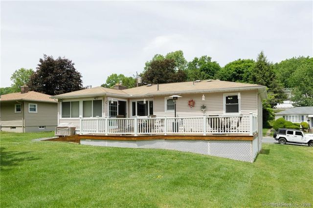 87 Kaynor Drive, Waterbury, CT 06708