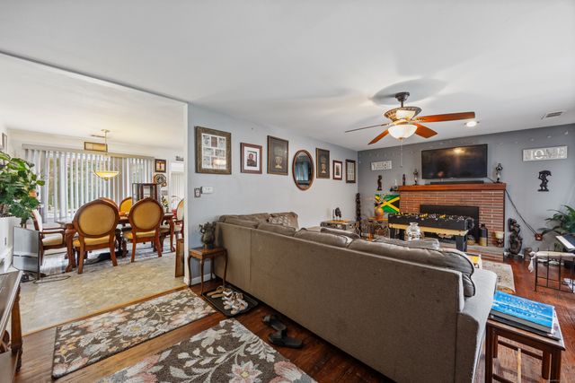 87 Kaynor Drive, Waterbury, CT 06708