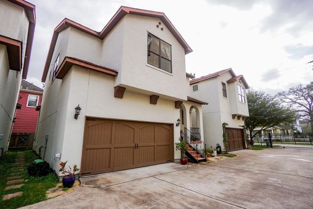1801 W 24th Street B, Houston, TX 77008