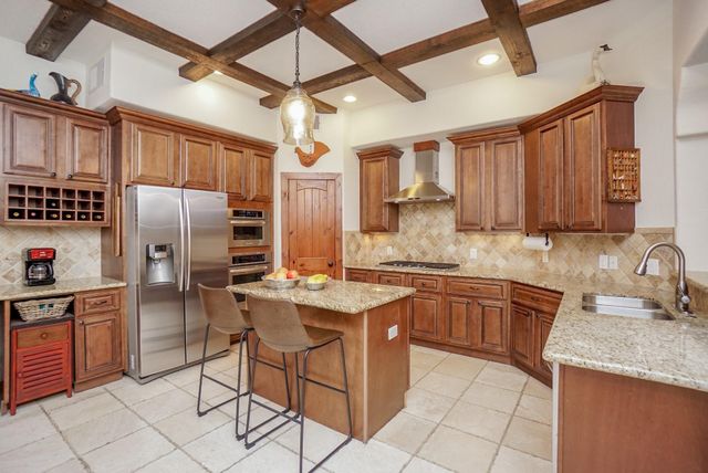 1801 W 24th Street B, Houston, TX 77008