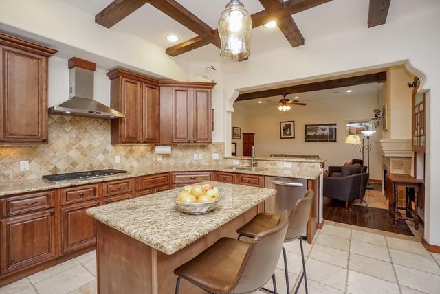 1801 W 24th Street B, Houston, TX 77008