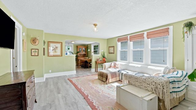 2422 Dodge Avenue, Fort Wayne, IN 46805