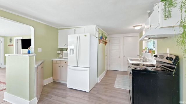 2422 Dodge Avenue, Fort Wayne, IN 46805