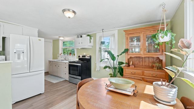 2422 Dodge Avenue, Fort Wayne, IN 46805
