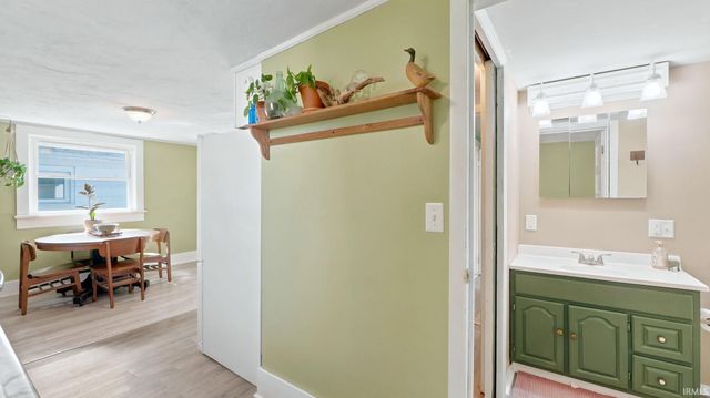 2422 Dodge Avenue, Fort Wayne, IN 46805