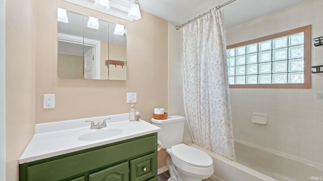 2422 Dodge Avenue, Fort Wayne, IN 46805