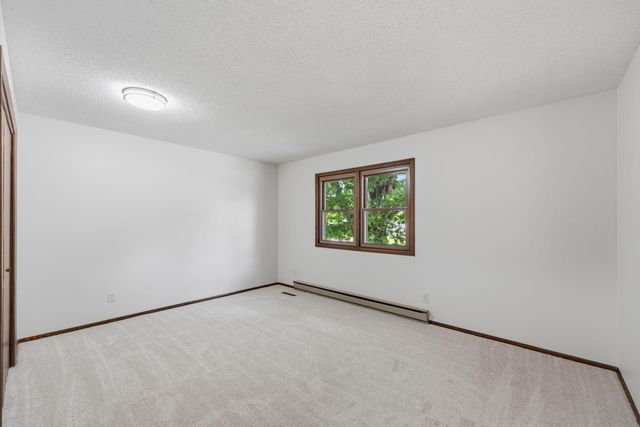 9346 Wellington Lane N, Maple Grove, MN 55369