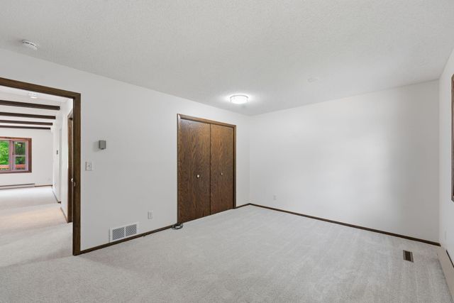 9346 Wellington Lane N, Maple Grove, MN 55369