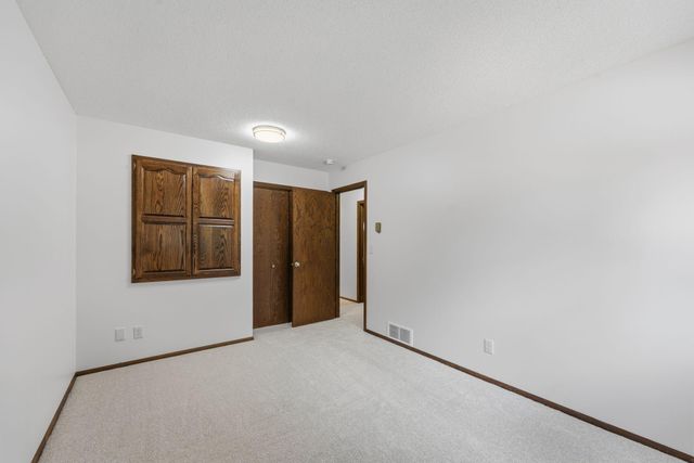 9346 Wellington Lane N, Maple Grove, MN 55369