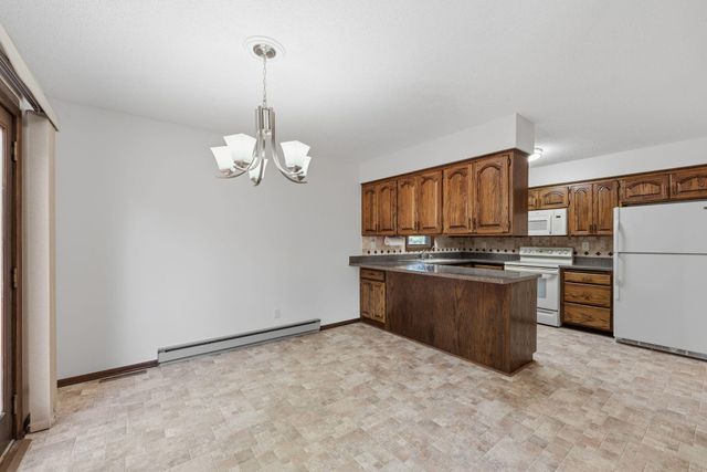 9346 Wellington Lane N, Maple Grove, MN 55369