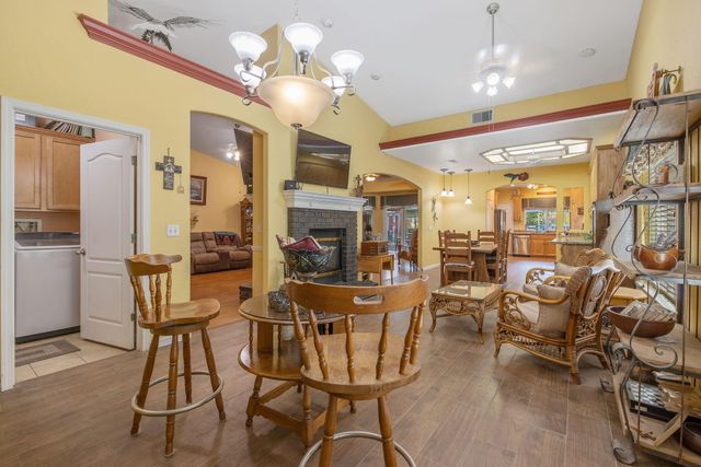 5045 W Modoc Avenue, Visalia, CA 93291