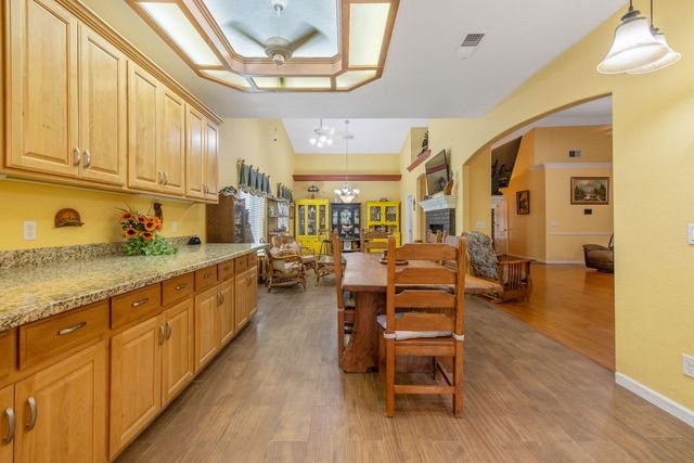 5045 W Modoc Avenue, Visalia, CA 93291