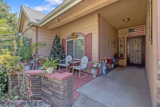 5045 W Modoc Avenue, Visalia, CA 93291