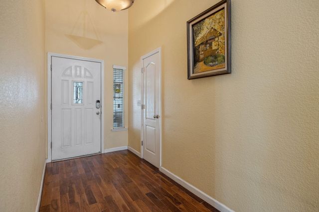 5045 W Modoc Avenue, Visalia, CA 93291