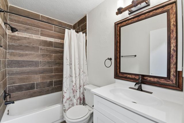 16031 Northmark Drive, Houston, TX 77073