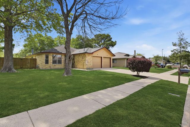 16031 Northmark Drive, Houston, TX 77073