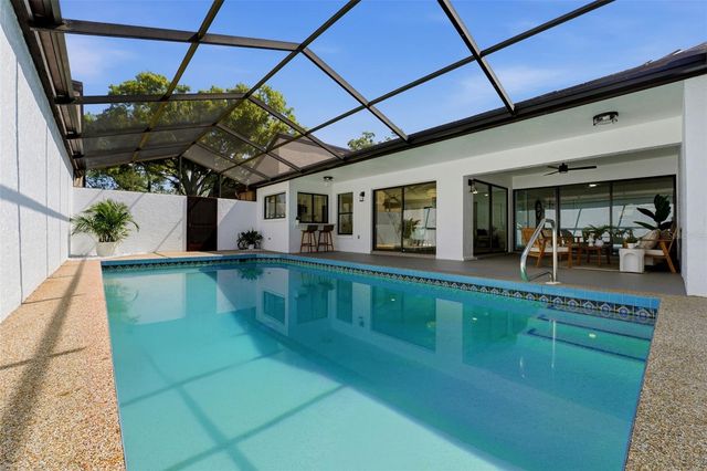 3692 GLEN OAKS MANOR DRIVE, Sarasota, FL 34232