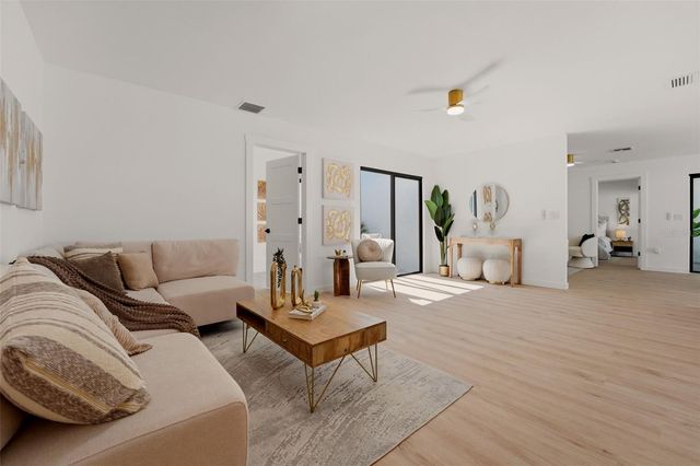 3692 GLEN OAKS MANOR DRIVE, Sarasota, FL 34232