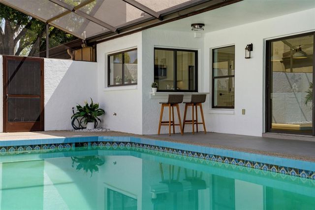 3692 GLEN OAKS MANOR DRIVE, Sarasota, FL 34232