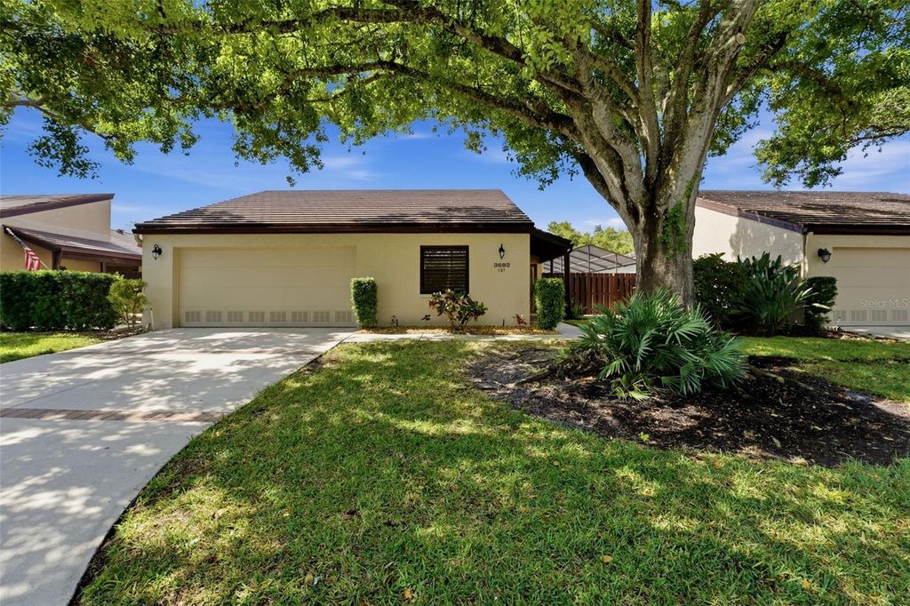 3692 GLEN OAKS MANOR DRIVE, Sarasota, FL 34232