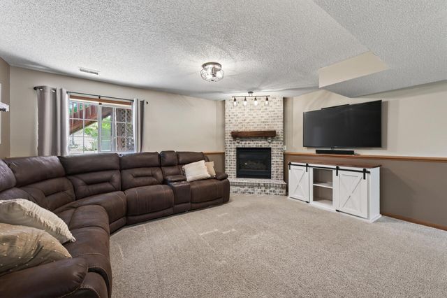 1342 Benson Boulevard E, Stillwater, MN 55082