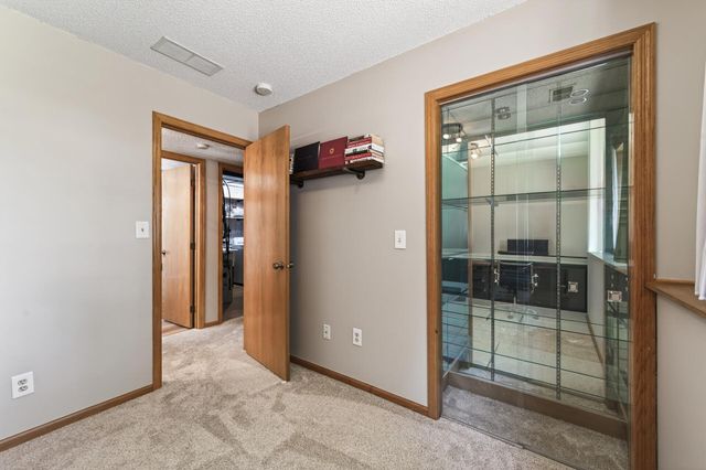 1342 Benson Boulevard E, Stillwater, MN 55082