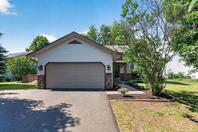 1342 Benson Boulevard E, Stillwater, MN 55082
