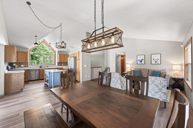 1342 Benson Boulevard E, Stillwater, MN 55082