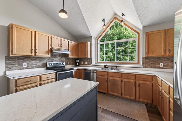 1342 Benson Boulevard E, Stillwater, MN 55082