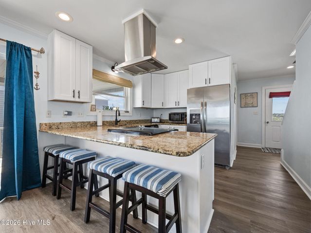 1218 New River Inlet Road, Sneads Ferry, NC 28460