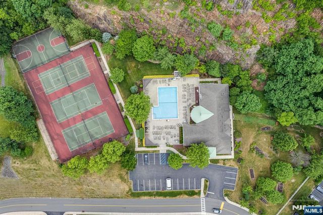 7312 Coventry Court, Riverdale Borough, NJ 07457