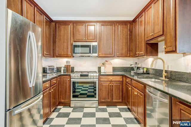 7312 Coventry Court, Riverdale Borough, NJ 07457