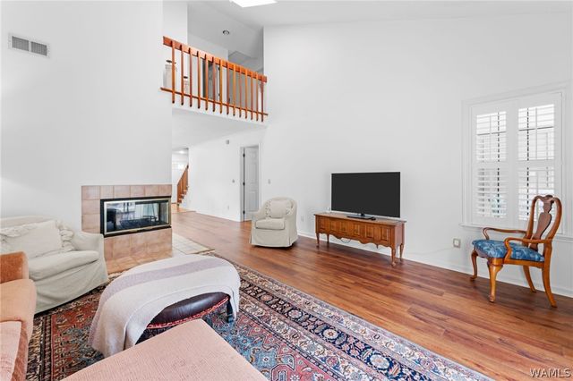 1700 Dauphine, Tuscaloosa, AL 35406