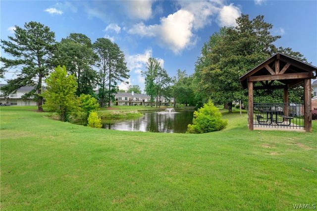 1700 Dauphine, Tuscaloosa, AL 35406