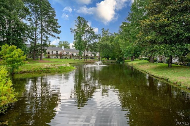 1700 Dauphine, Tuscaloosa, AL 35406