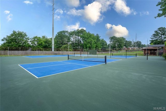 1700 Dauphine, Tuscaloosa, AL 35406