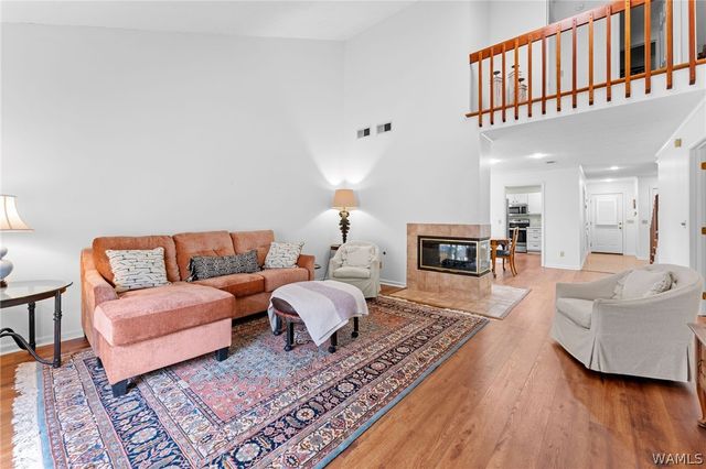 1700 Dauphine, Tuscaloosa, AL 35406