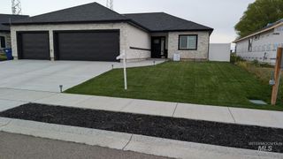 1512 Bird Farm Dr, Jerome, ID 83338