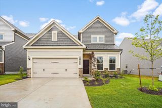 21812 HAWKSBILL HIGH CIR, Sterling, VA 20164