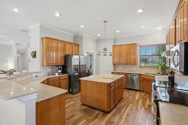 1013 Telford Trail, Crowley, TX 76036